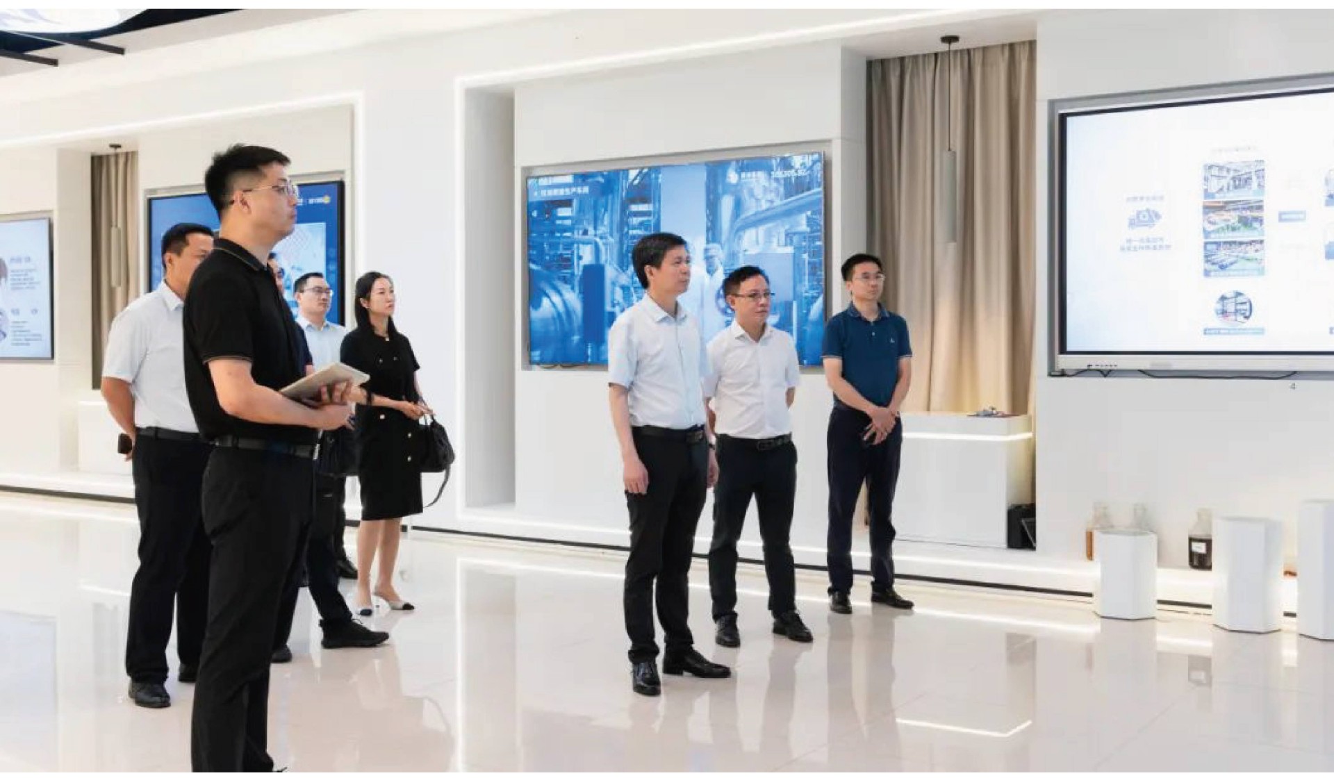 內(nèi)容頁哦吼吼_畫板 1.jpg 內(nèi)容頁哦吼吼_畫板 1.jpg